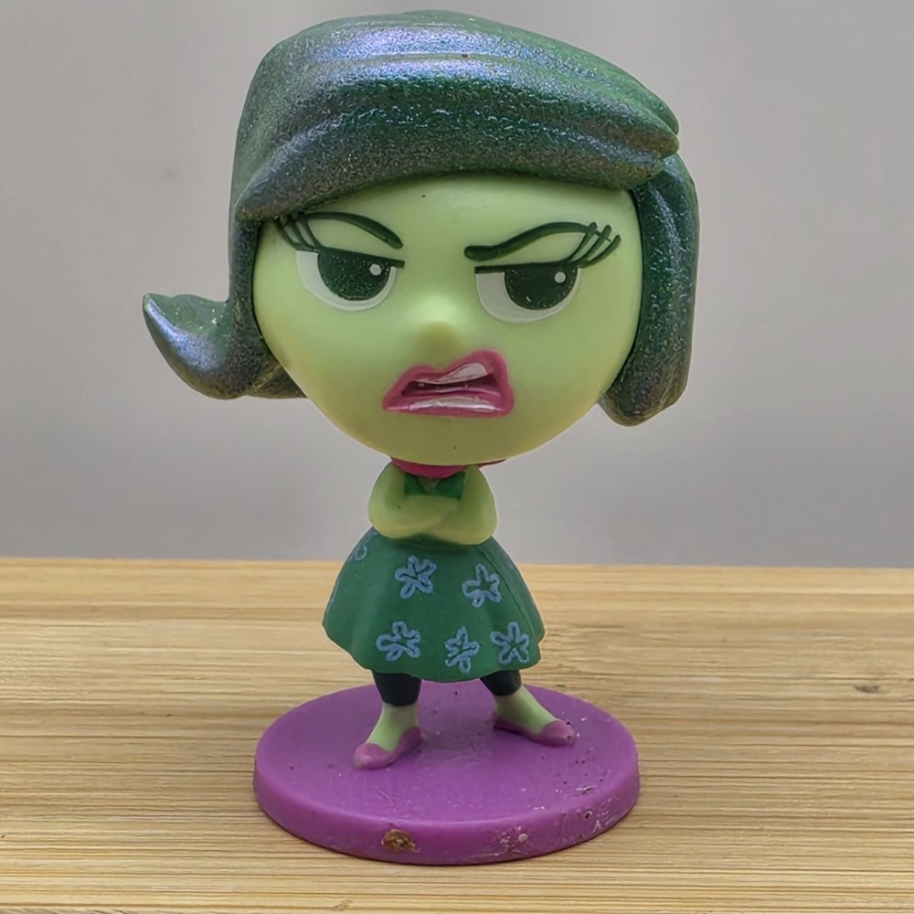 Disney Pixar Inside Out 2 Collectible Mini Figure Disgust Emktion Toy Topper